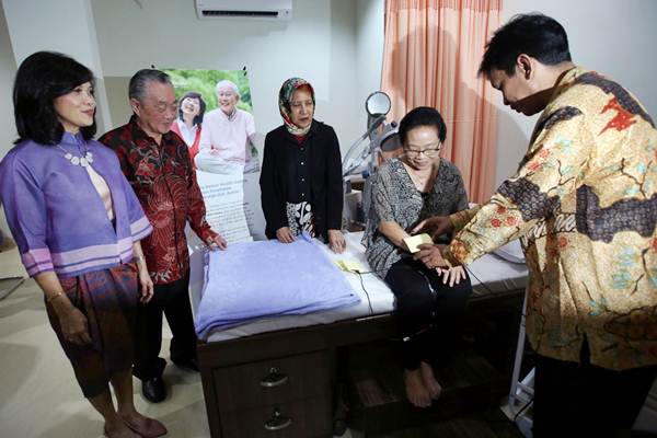  Peresmian Prodia Senior Health Centre