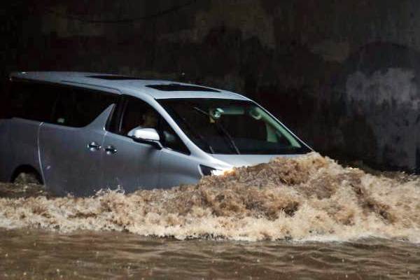  Jakarta Banjir, BPBD DKI Keluarkan Peringatan Dini Cuaca 