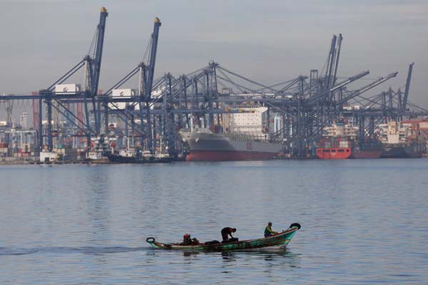  LAYANAN TANJUNG PRIOK  : Ganti Operator, JICT Ingin Pacu Produktivitas