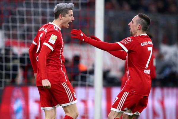  Gol Lewandowski Mantapkan Munchen Pimpin Klasemen Bundesliga