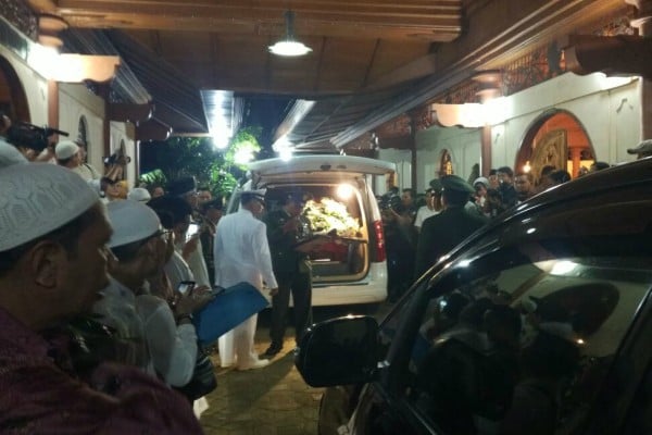  Jenazah Sukamdani S. Gitosardjono Tiba di Pesantren Modern Gunung Menyan Bogor