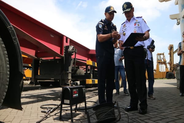  Truk di Pelabuhan Tanjung Emas Jalani Uji Kelayakan