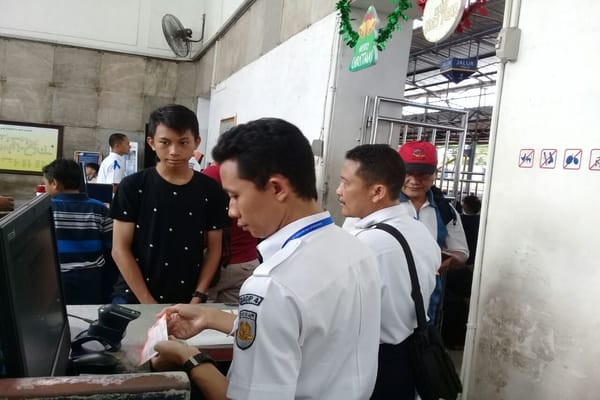  Tiket KA Ekonomi dari Semarang Ludes Terjual