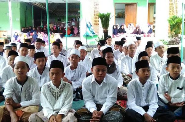  Moderasi Islam di Pondok Pesantren Cegah Radikalisme