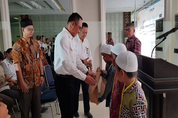  Tutup Tahun 2017, LAZIS PLN Sumut Bantu Ratusan Anak di Dua Kota