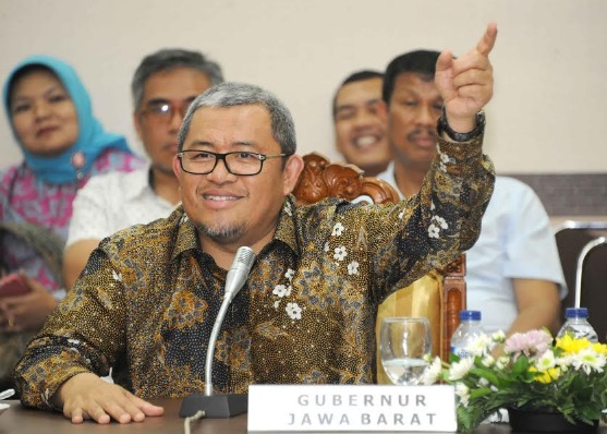  Waiting List Jemaah Haji Jabar Panjang, Ini Saran Aher