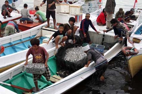  Nelayan Karangsong Indramayu Kekurangan Tenaga ABK