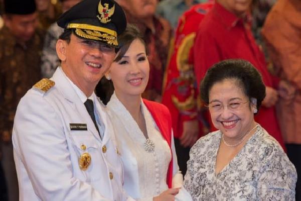 Megawati Soekarnoputri dan Basuki Tjahaja Purnama (Ahok), serta Veronica Tan/Antara