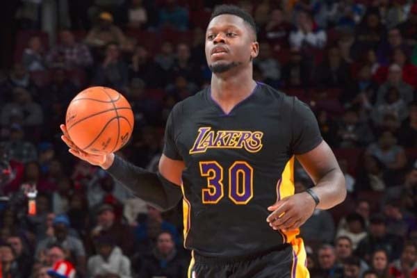  Hasil Basket NBA: Randle Cemerlang, Lakers Hajar Kings