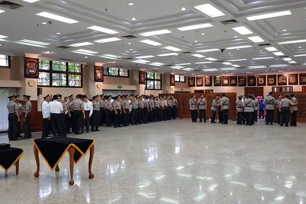  Jelang Pilkada, Polri Mutasi Para Jenderal‎