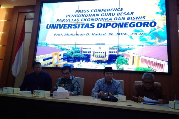  Muliaman D. Hadad Bakal Jadi Guru Besar Universitas Diponegoro Semarang