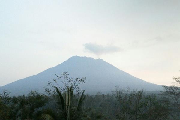  Gunung Agung Erupsi Lagi, Ngurah Rai Aman