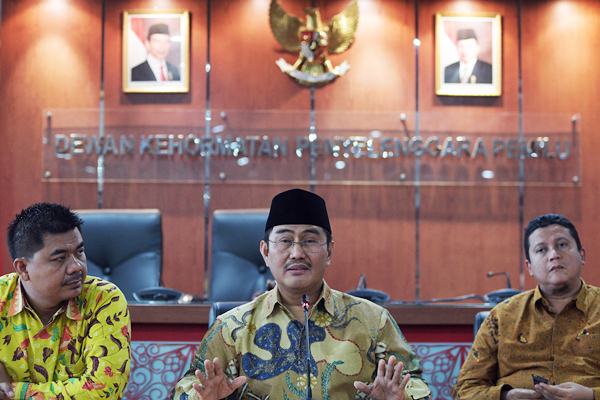  PILKADA SERENTAK 2018: PNS Dilarang Selfi dan Unggah Foto Dengan Kandidat