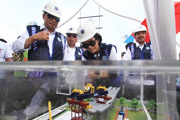  Pembangunan Jalur Ganda Rel Layang Kereta Api