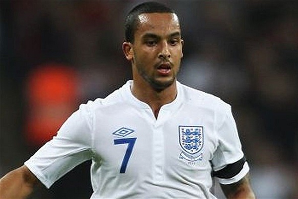  Lulus Tes Medis, Walcott Pindah ke Everton