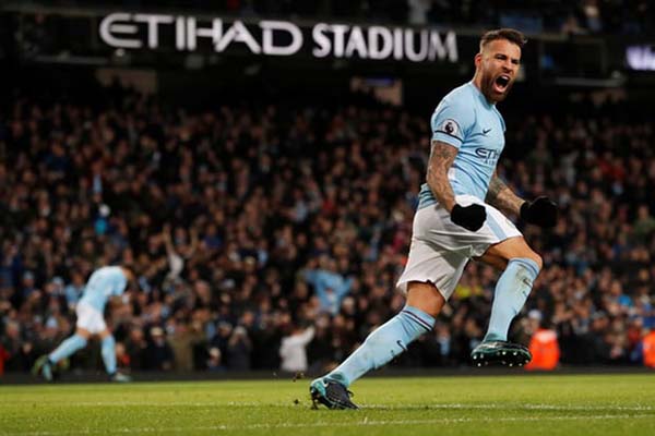  Manchester City Ikat Otamendi Hingga 2022