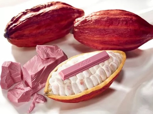  KitKat Luncurkan Cokelat Edisi Warna Pink