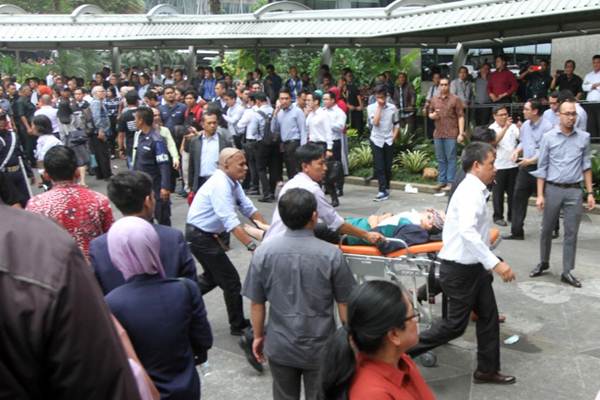  Polisi Tunggu Hasil Puslabfor Terkait Ambruknya Mezzanine Tower II  Gedung BEI