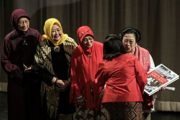  Gelar Teater di Ultahnya, Mega Ajak Hadirin Cairkan Pikiran Pada Tahun Politik