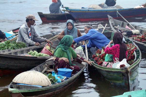  Pasar Terapung di Sungai Barito