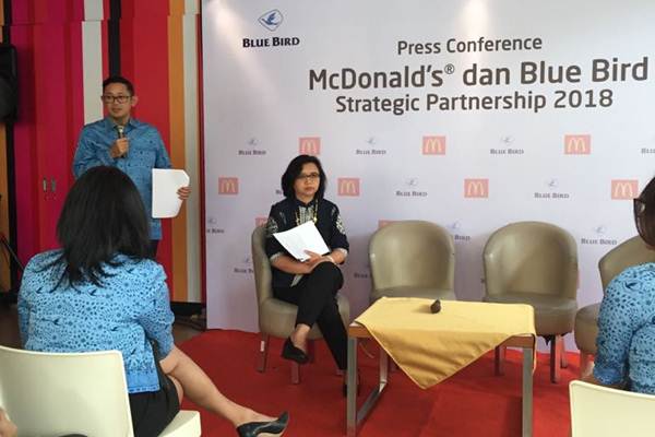  Tingkatkan Layanan, Blue Bird dan McDonalds Tandatangani Kerjasama