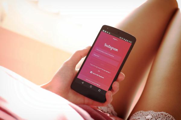  Begini Cara Menghemat Data Saat \'Kepoin\' Foto di Instagram