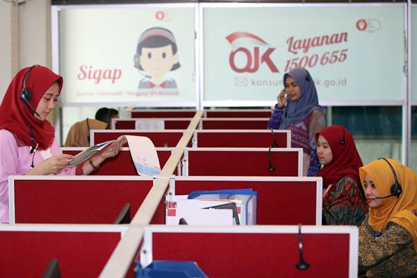  Begini Suasana di Call Center OJK