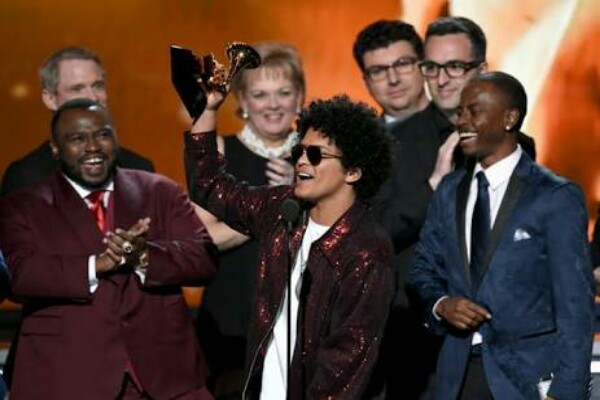  Grammy Awards 2018: Bruno Mars Menang Telak, Jay-Z Pulang dengan Tangan Kosong