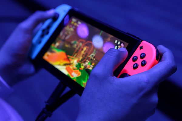  Larisnya Switch Topang Kinerja Nintendo