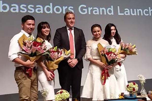  Ini 3 Brand Ambassador Baru Oriflame Indonesia