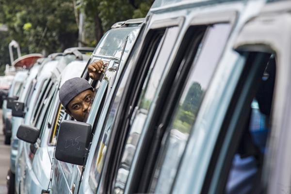  Sopir Angkot Tanah Abang Gabung OK-Otrip, Dishub Bakal Revisi Tarif Rp/Km 