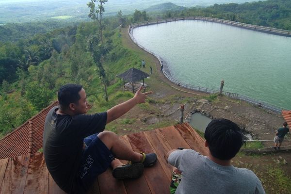  Kunjungan Wisatawan Normal, Inflasi Januari DIY 0,55%