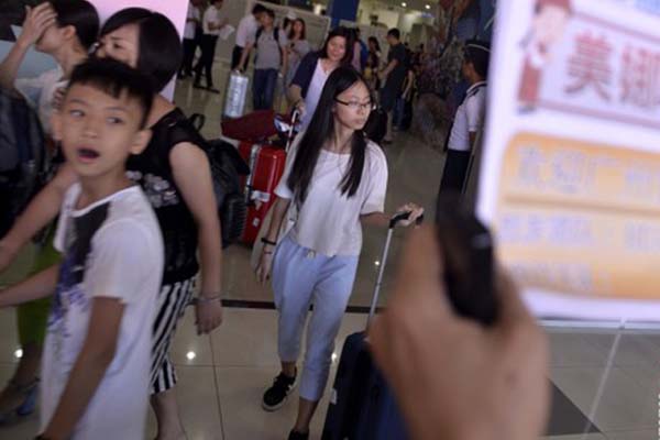 Ilustrasi: Sejumlah wisatawan dari China tiba di Bandara Sam Ratulangi/Antara-Adwit B. Pramono