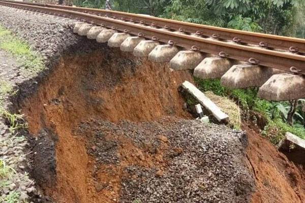  Longsor di Puncak, Perjalanan KA Bogor-Sukabumi Dibatalkan