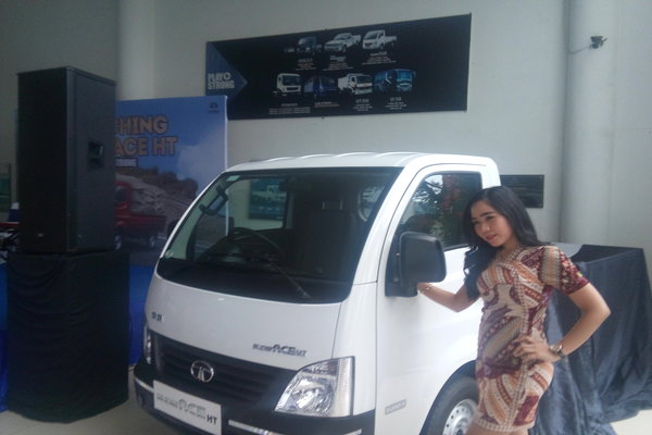  TATA Incar 10% Pangsa Pasar Pikup di Malang