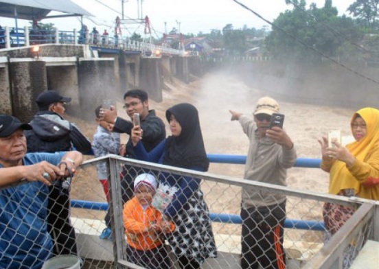  BANJIR JAKARTA: Ketinggian Air Di Katulampa Sempat Bikin Cemas