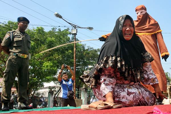  Eksekusi Hukuman Cambuk di Aceh