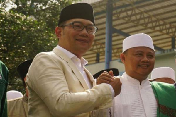  Pilgub Jabar 2018 : Pasangan Ridwan Kamil-Uu  Ruzhanul Ulum Gelar Rapat Akbar