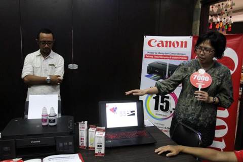  Canon Luncurkan Produk Baru di Medan