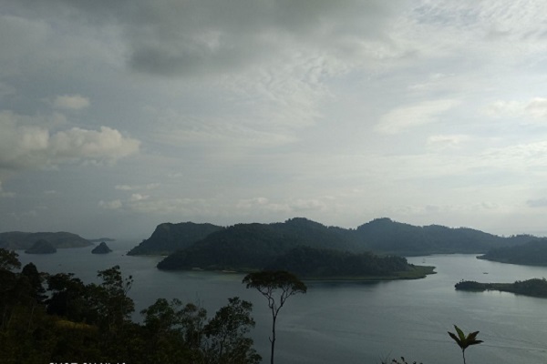  TRIP : Sunrise dan Sunset di Laut Mandeh 