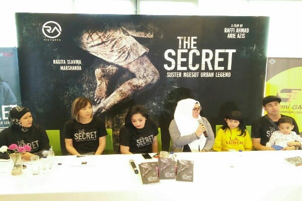  \'The Secret : Suster Ngesot Urban Legend\', Adu Akting Raffi Ahmad dan Nagita Slavina 