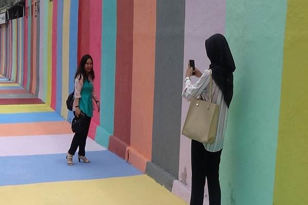  Awalnya Kumuh, Warga Ubah Kampung Ini Jadi Kampung Pelangi