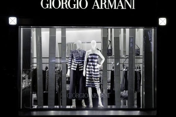  SD di Jepang Ini Bakal Gunakan Seragam dari Rumah Mode Giorgio Armani