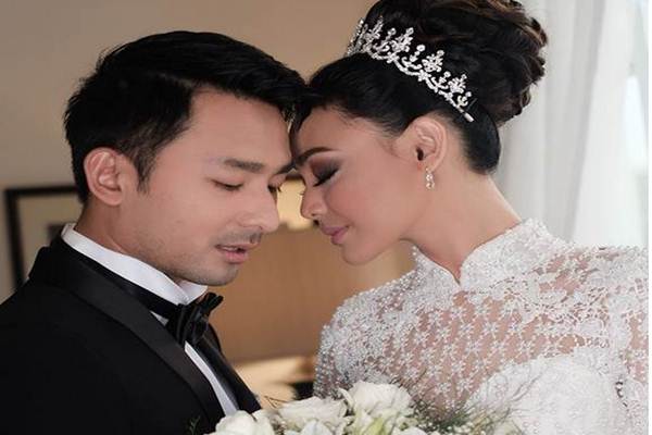  Dipinang Pengusaha Malaysia, Ini Foto-foto Pernikahan Whulandary Herman 