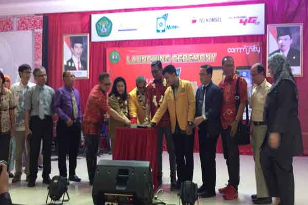  Telkomsel Launching UNMUL Mobile Aplikasi Digital Ecosystem