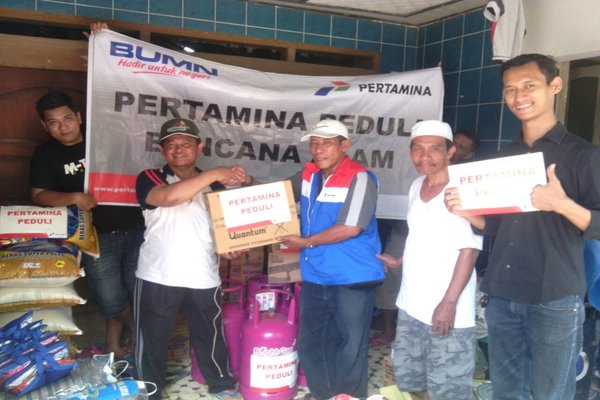  Pertamina MOR IV Salurkan Bantuan ke Korban Banjir Semarang