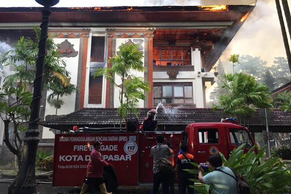  Usai Pengundian Nomor Pilkada, Gedung di Kantor Gubernur Bali Kebakaran