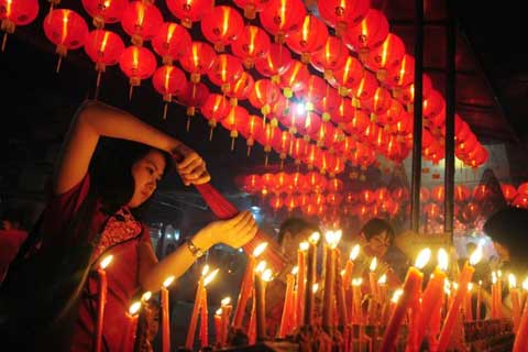  Menyimak Persiapan Imlek di Palembang