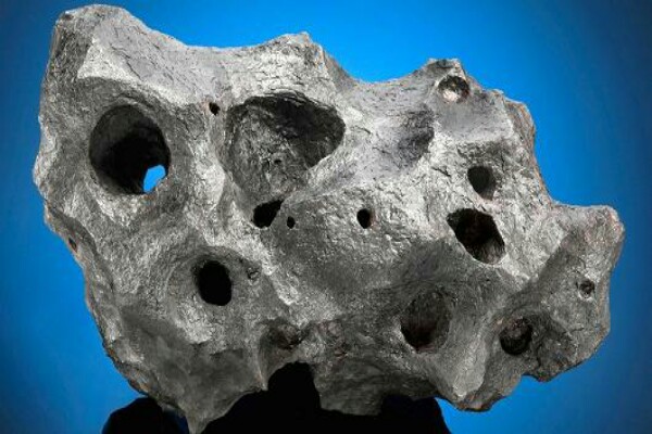  Meteorit Langka Catat Rekor Terjual Rp3,23 Miliar