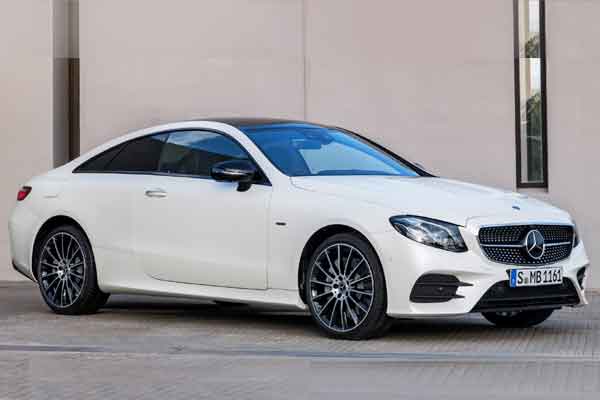  CHICAGO AUTO SHOW 2018: Mercedes Benz Hadirkan Gaya Unik E Coupe 2018